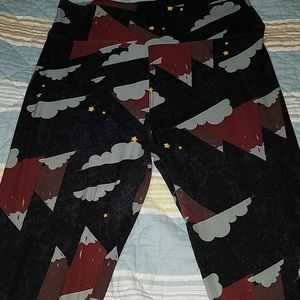 EUC Mountain Top at Night with Stars Leggings OS